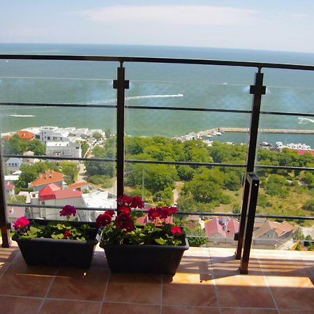 Апартаменты В Аркадии С Террасой И Прямым Видом На Море Odesa Exterior photo